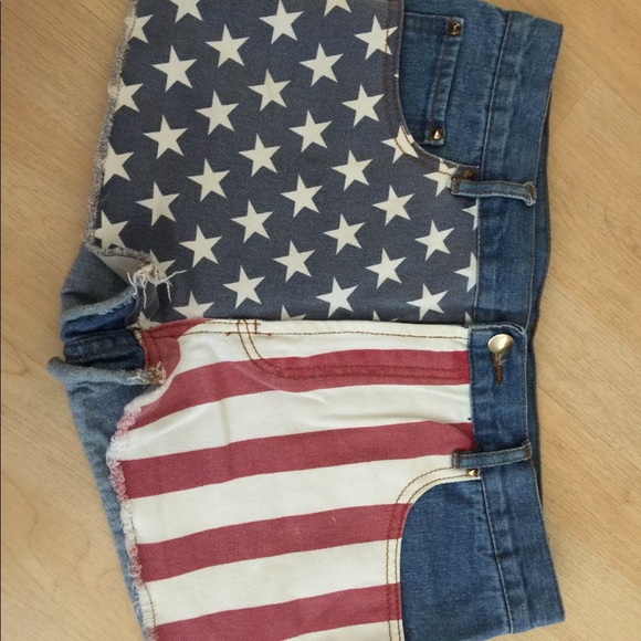 Forever 21 Pants - 4th of July American flag summer shorts